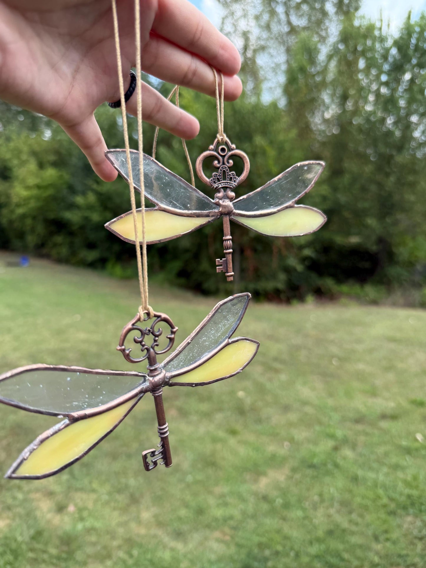 Dragonfly Skeleton Key Trinket - Stained Glass Pattern