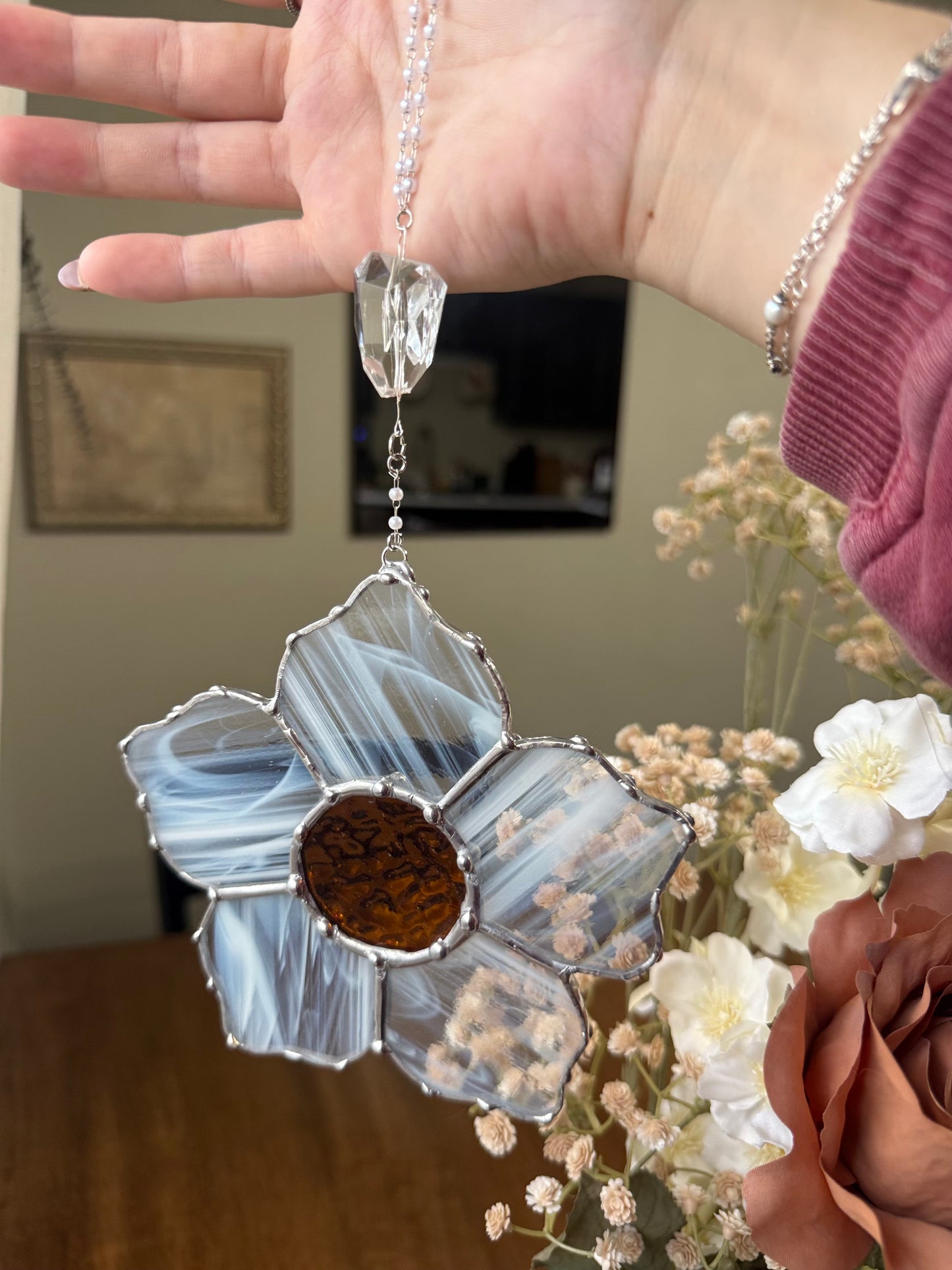 Daisy Stained Glass Suncatcher | Flower Car Accessory Suncatcher