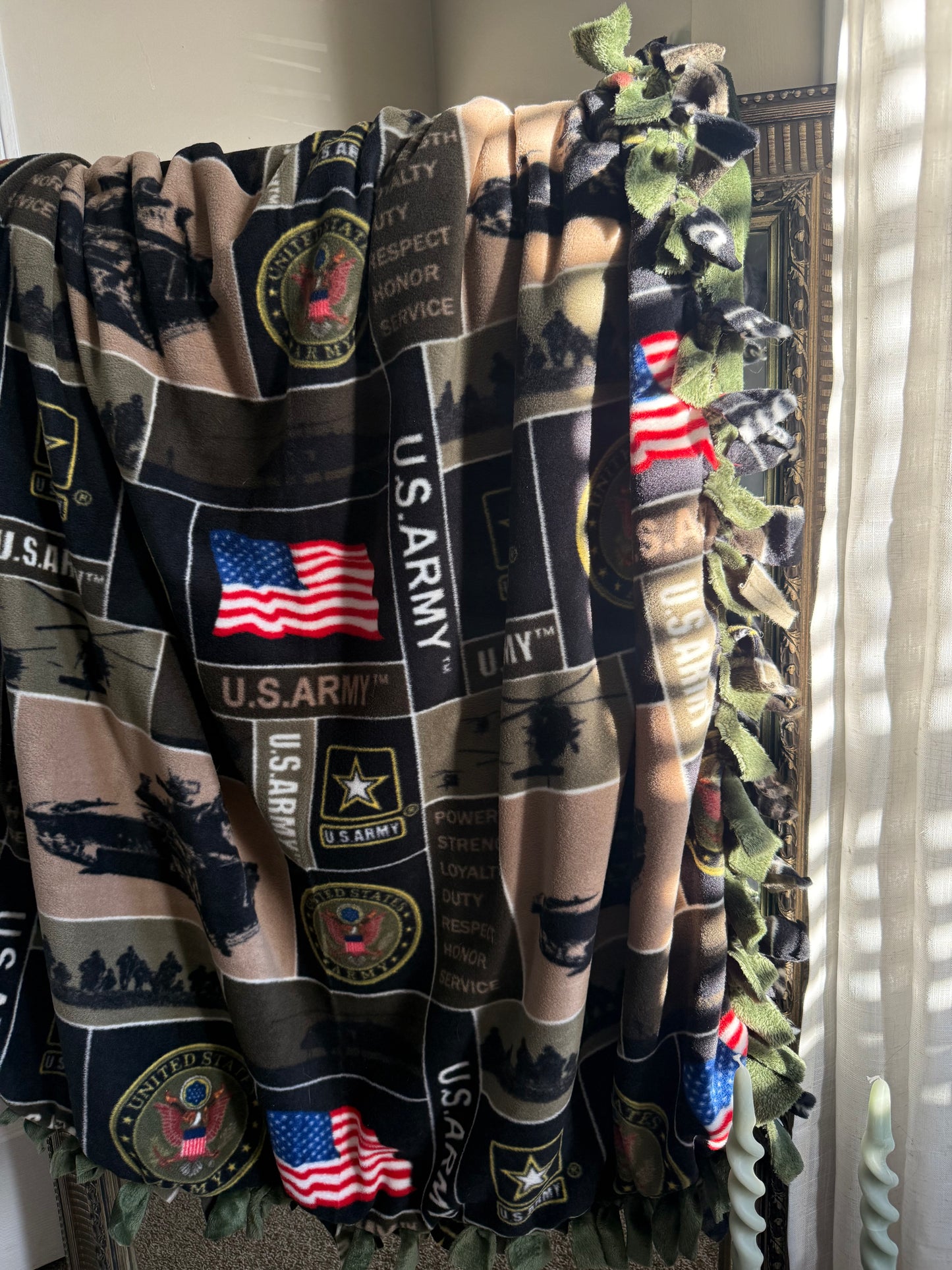 U.S. Army Tie Knot Blanket | Army Throw Blanket