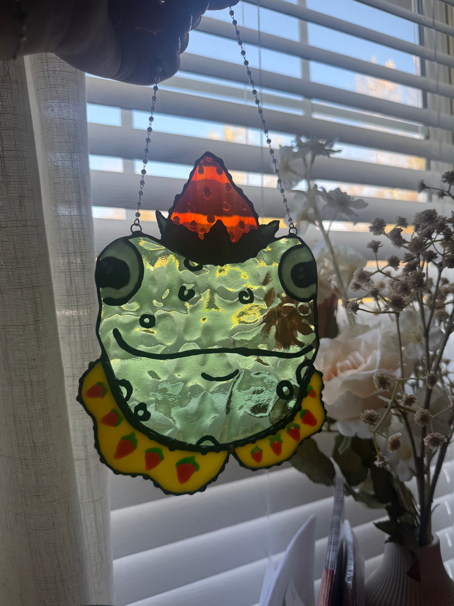 Strawberry Frog Stained Glass | Frog Stained Glass Suncatcher